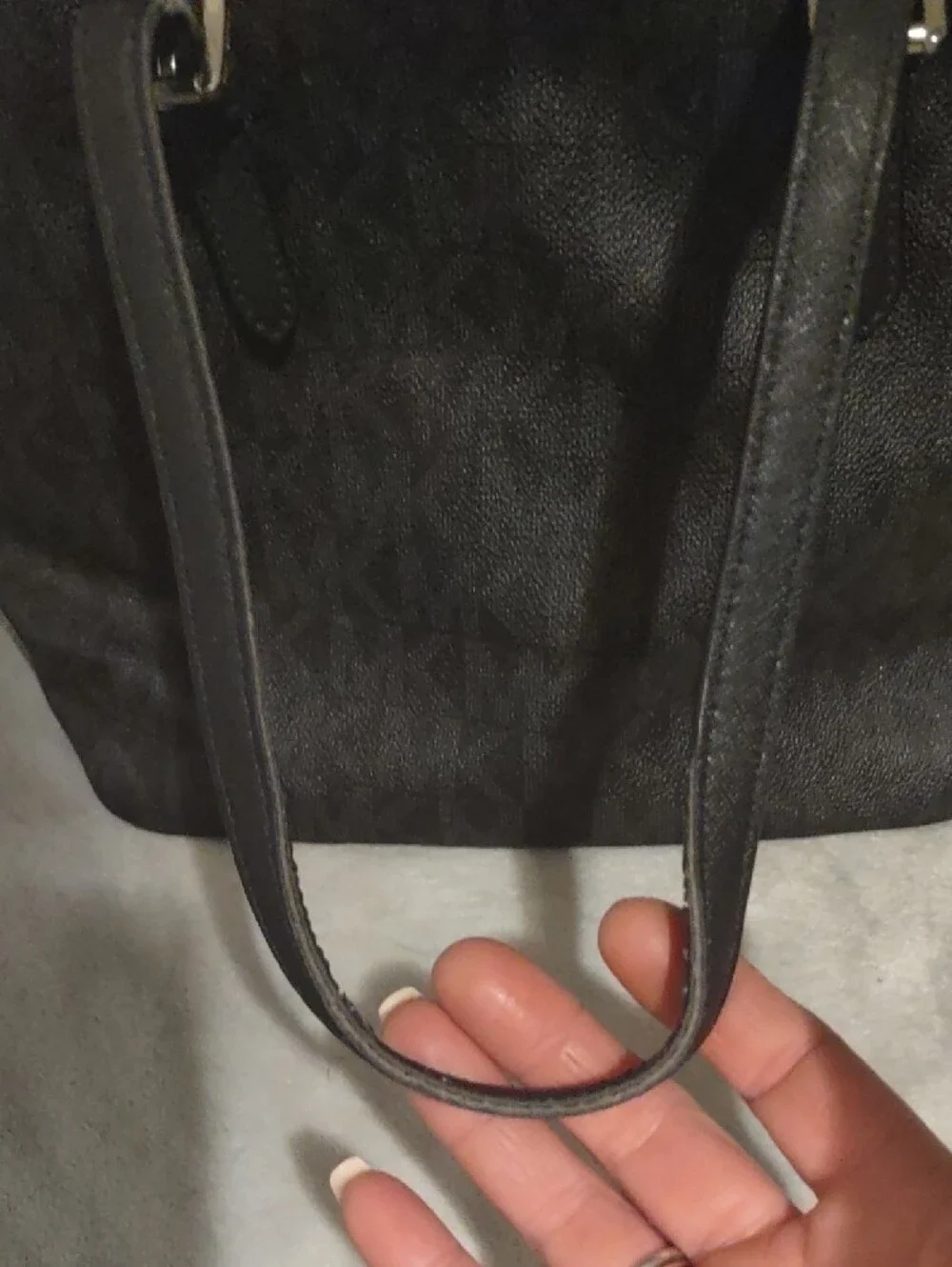 Michael Kors Black Signature MK Tote with Logo Charm